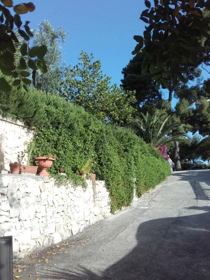 维耶斯泰Casa Del Carrubo别墅 外观 照片